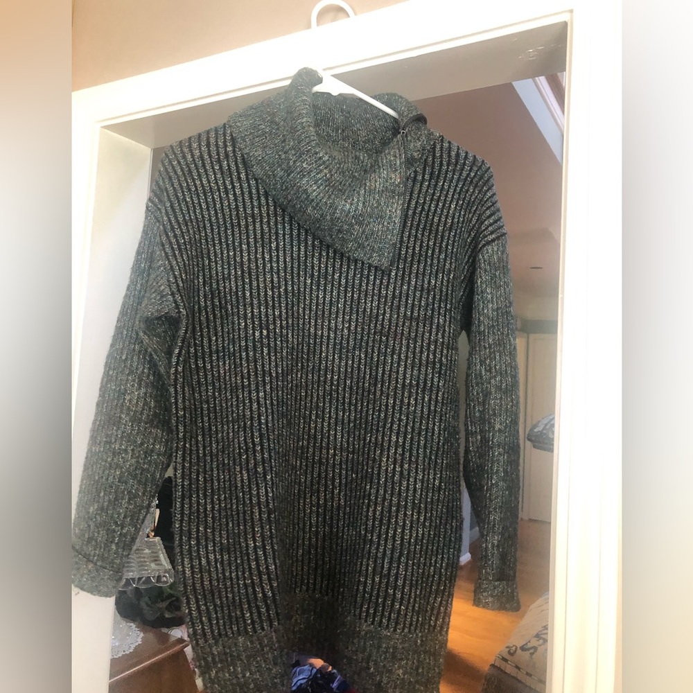 LEO & NICOLE Cowl Neck Gray Sweater w/ Mixed Colors & Zipper  Size S